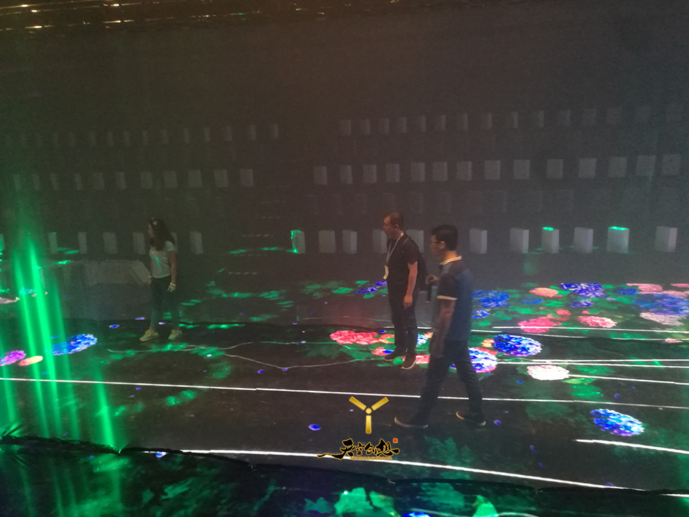 花迷品牌發(fā)布會(圖2)