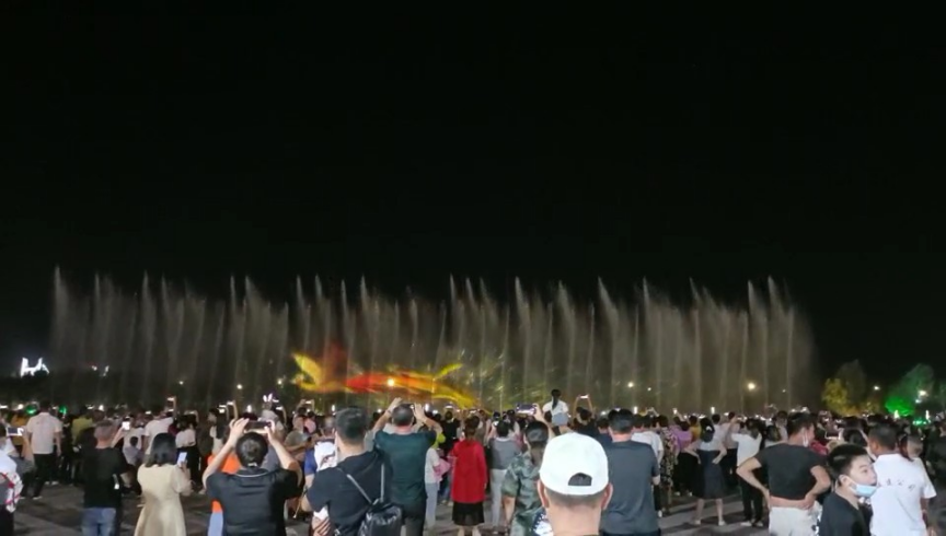 可克達拉朱雀湖5D全息水舞秀-《朱雀湖夜曲》上演啦!(圖5)